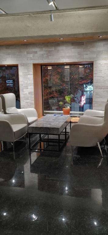 Kozayo Hongdae Hostel Сеул Екстер'єр фото