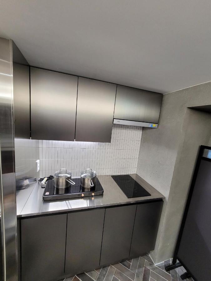 Kozayo Hongdae Hostel Сеул Екстер'єр фото